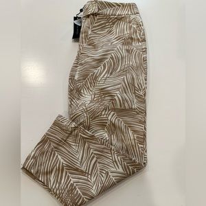Talbots NWT cropped pants.